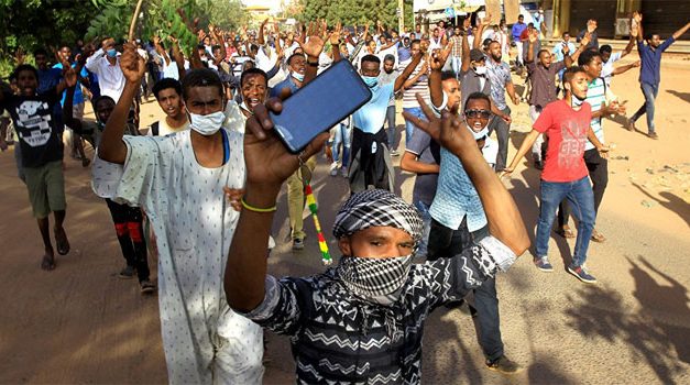 هل فشلت القوى السياسية في حل الأزمة السودانية؟