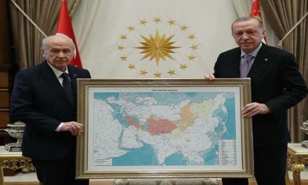 الدبلوماسية التركية بين موسكو وواشنطن