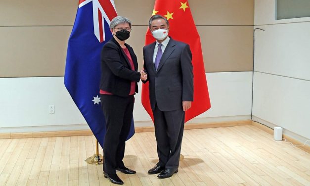 ذوبان الجليد.. ما الذي ستبحثه وزيرة الخارجية الأسترالية في بكين؟